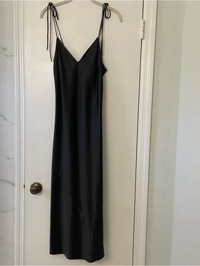 VICTORIA’S SECRET Black Satin Slip Dress New Small